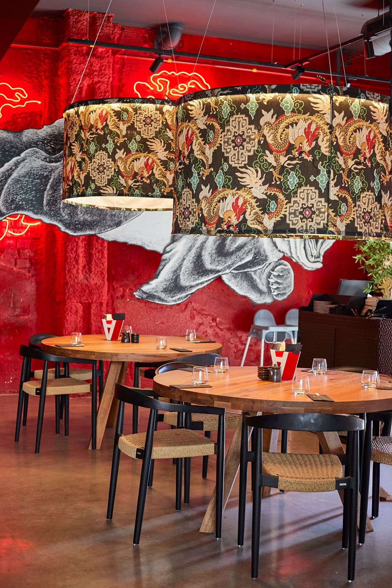 Reforma integral de restaurante japonés en Barcelona – Cubic General Contractor (6 de 6)
