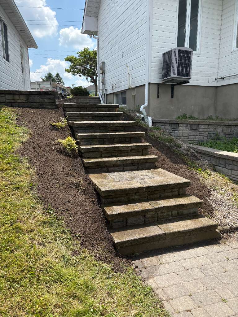 Hardscaping in Vankleek Hill Ontario — Gratto Hardscapes