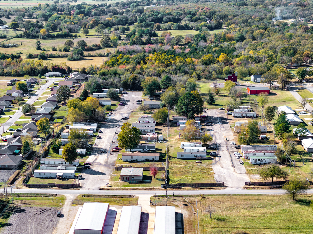 Sierra Vista Mobile Home Park photo 15