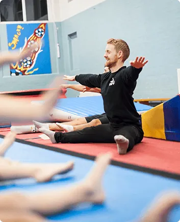 Gymnastics class for 6–7 years
