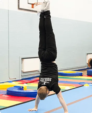 Advanced Squad gymnast handstand
