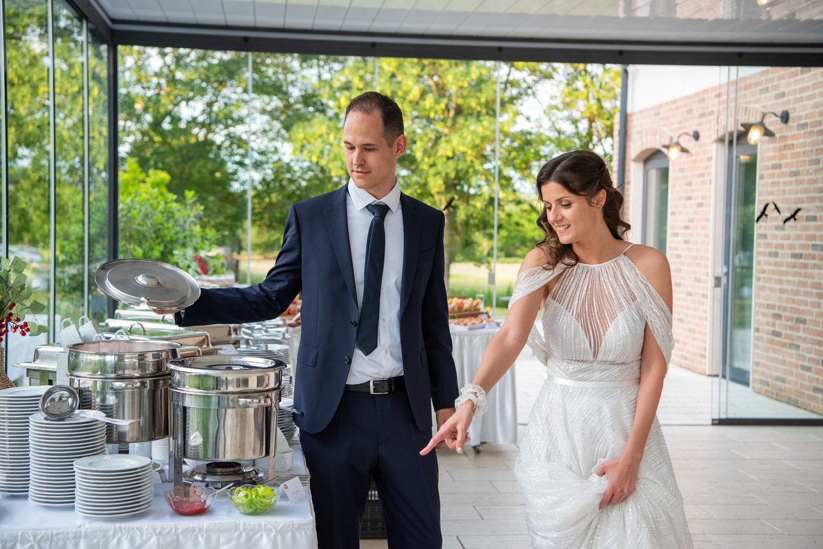 Bioklimatikus pergola, üvegfallal zárható