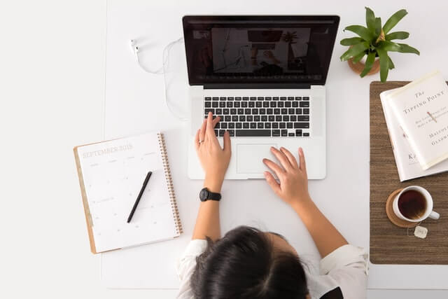 27 Best Tools To Create Your Online Course & Maintain An Online Business 27 Best Tools To Create Your Online Course & Maintain An Online Business