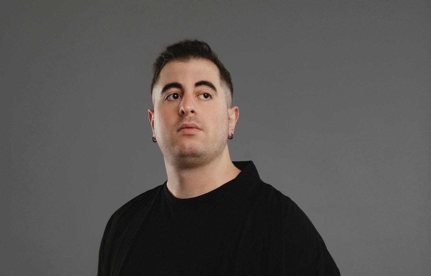 Seiken, tutor principal de Rave Hackers Music Academy