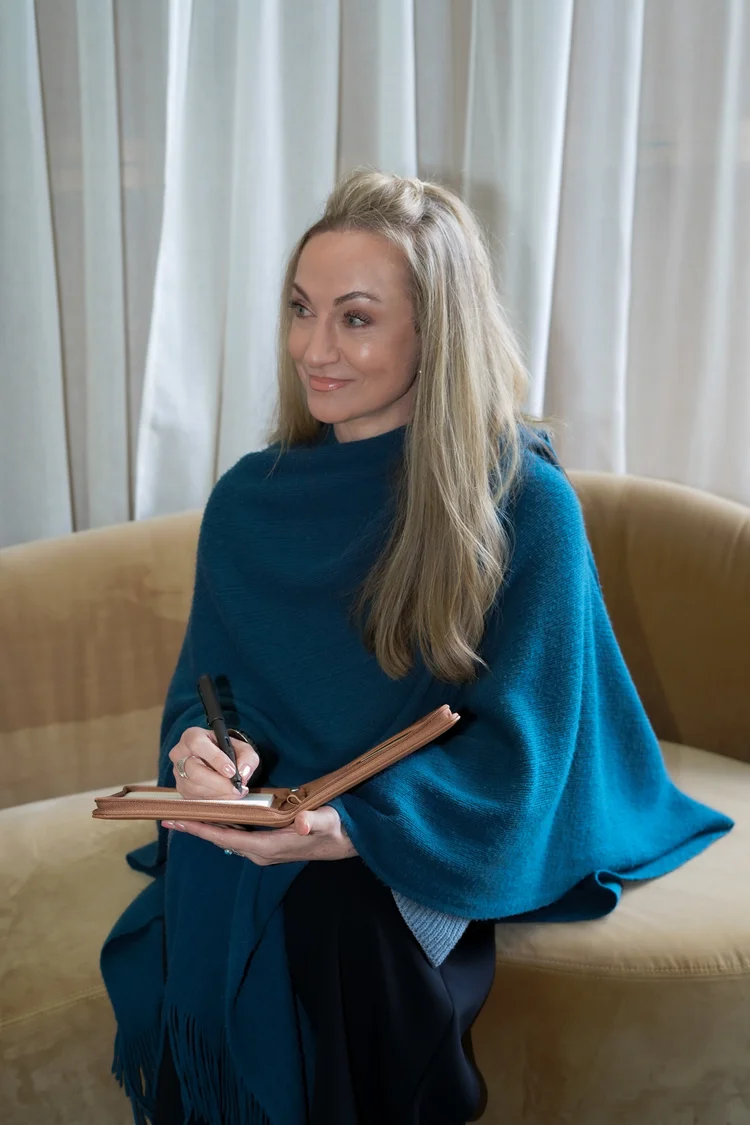 Barbara Laing