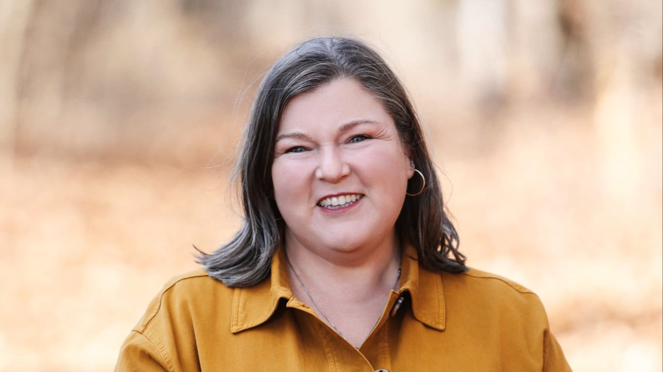 Kate Powers headshot — casual