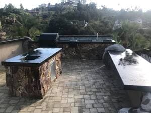 {{ custom_values.service_3 }} in {{custom_values.area_2})