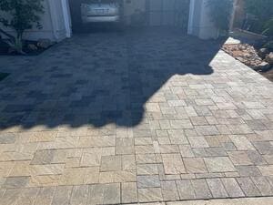 {{ custom_values.service_4 }} in {{custom_values.area_2})