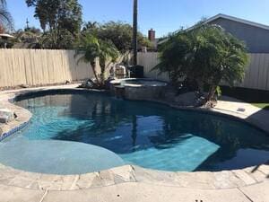 {{ custom_values.service_3 }} in {{custom_values.area_3})