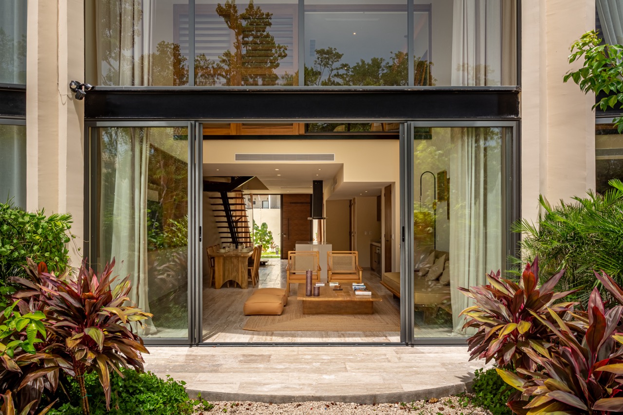 Mistiq Villas — Lounge