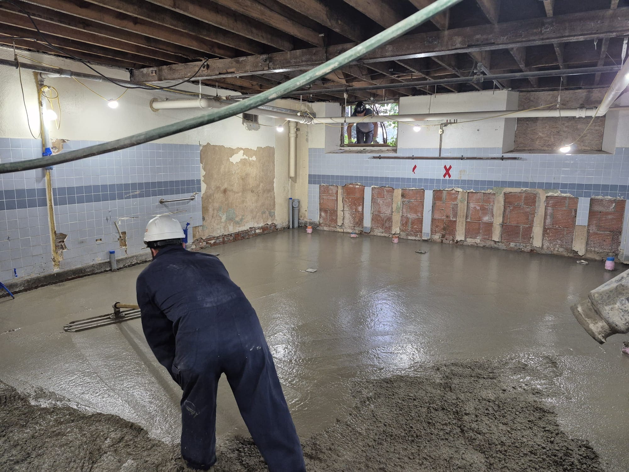 Reinforced Concrete Pour & Finishing