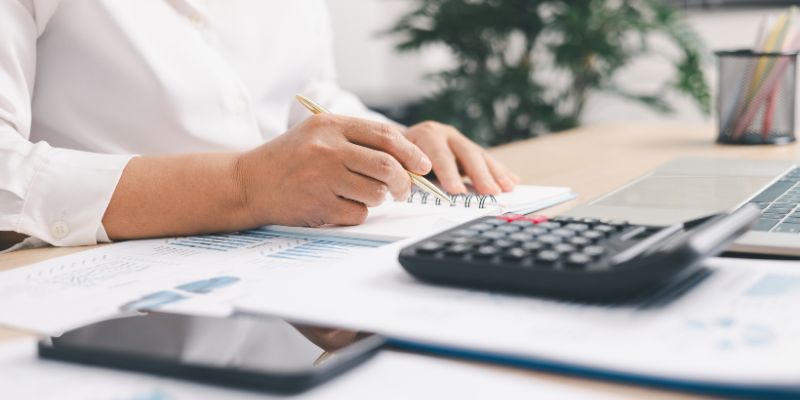 Payroll Services for Small Businesses: Benefits, Features, and How to Choose the Right Provider