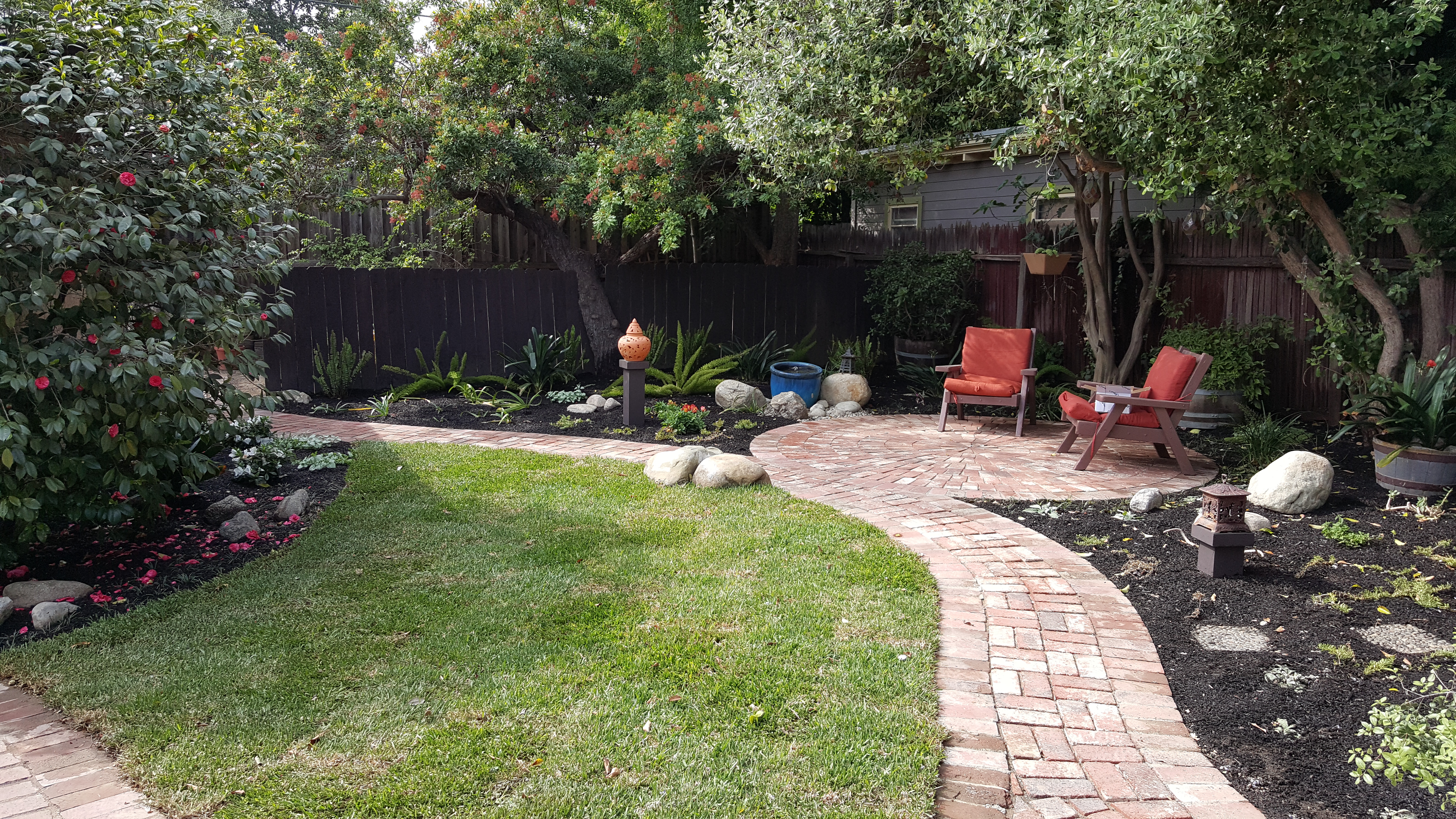 Synthetic Turf Santa Clarita CA | Alma Gardening