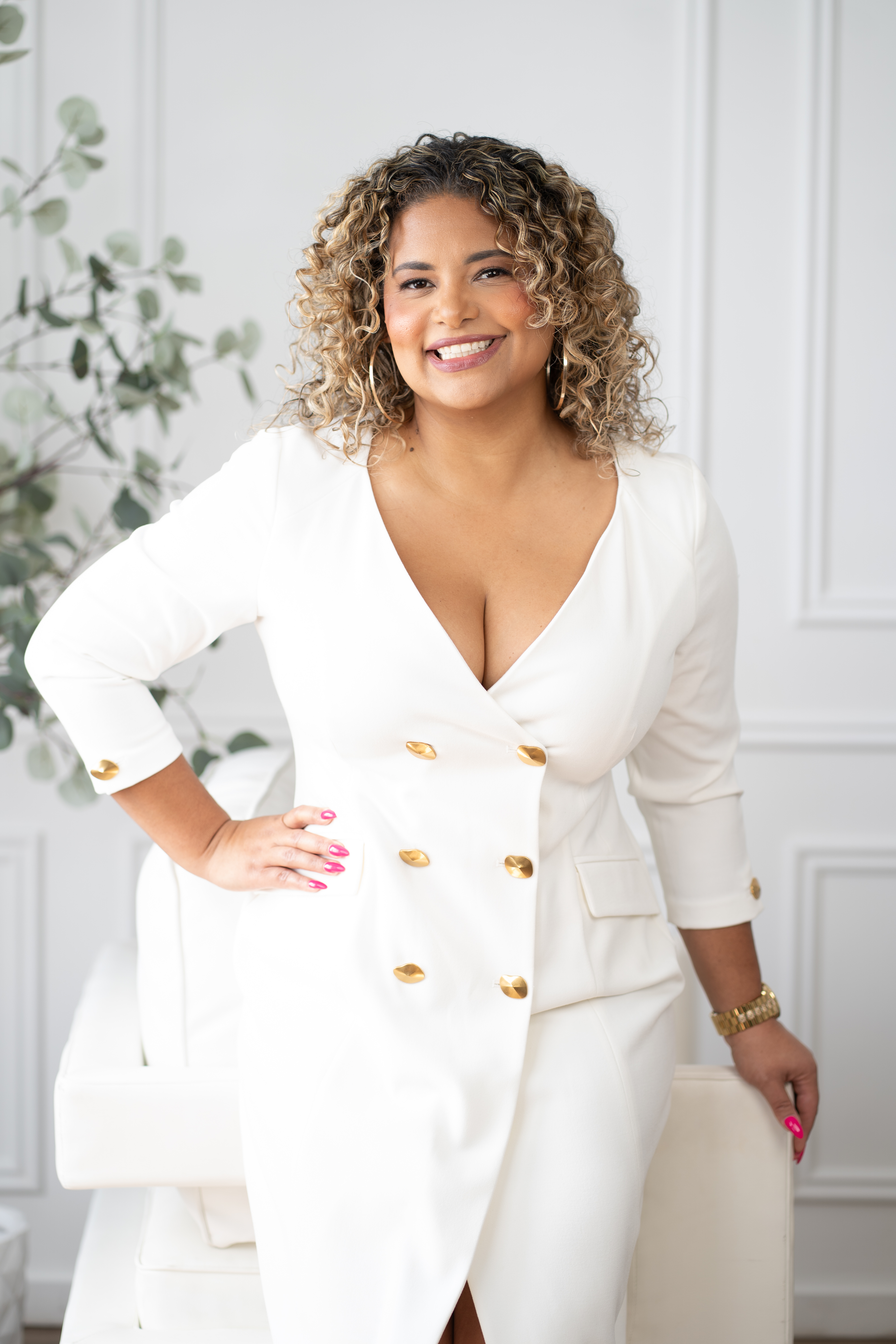 Dr. Farah Laurent