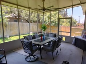 {{ custom_values.service_3 }} in {{custom_values.area_3})