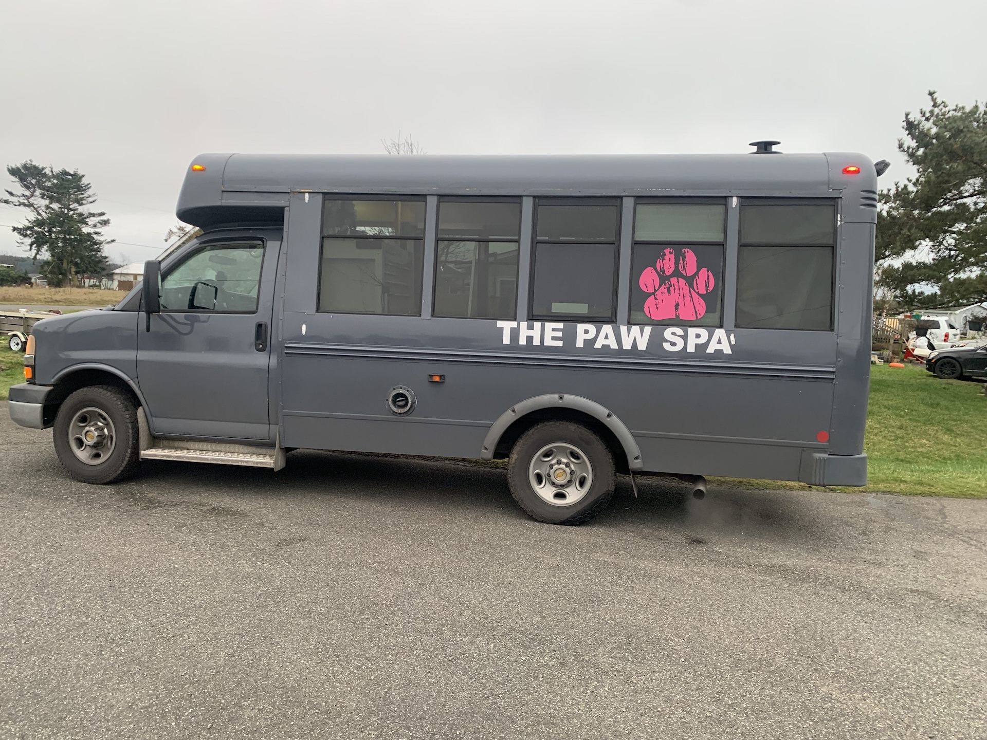 Pet Nail Trims & Buffing Oak Harbor