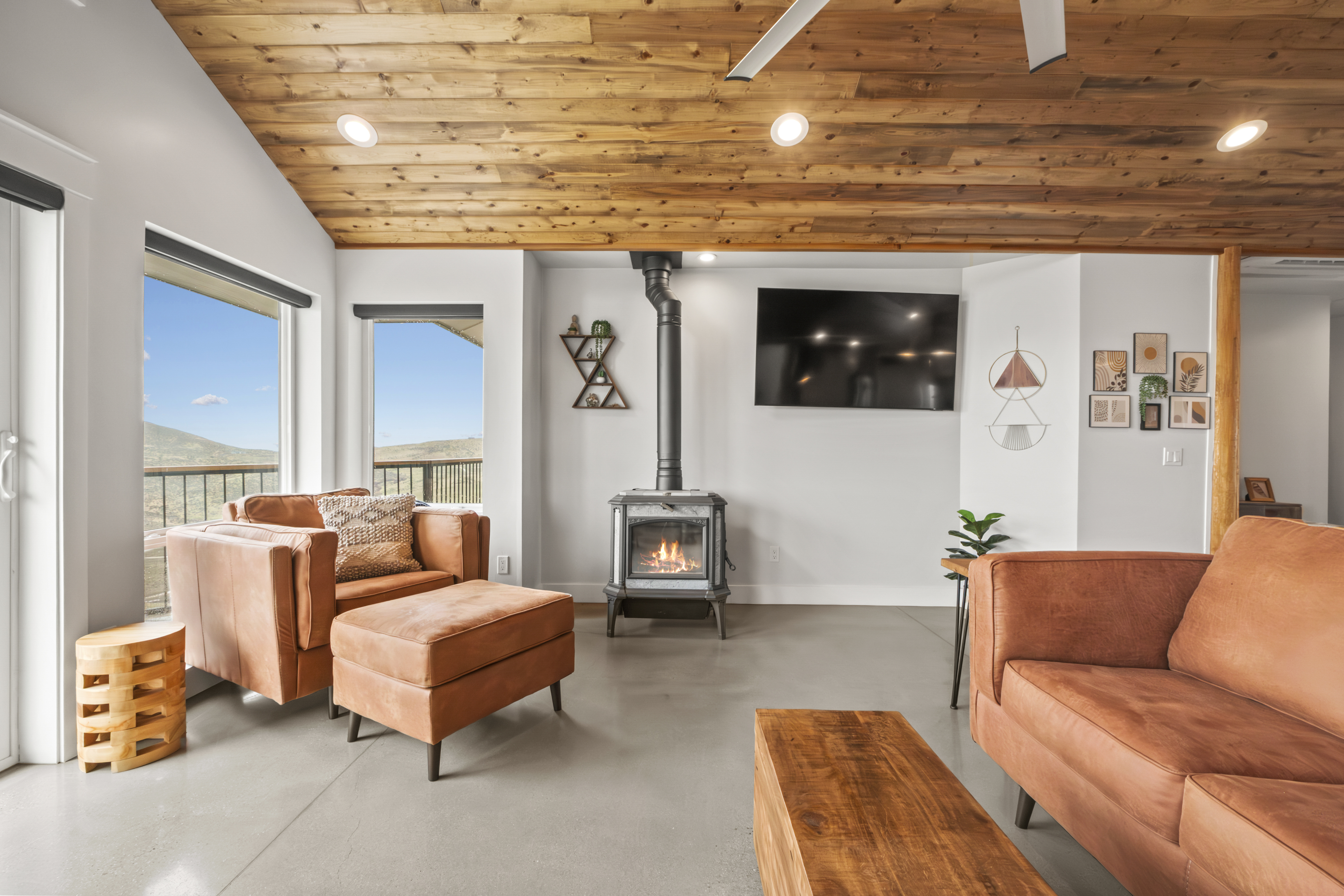 Straw bale home heated with wood-burning stove during winter without HVAC