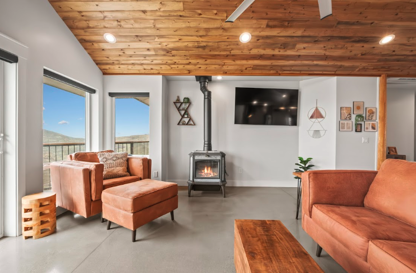 Interior of EarthCraft straw bale home showing warm R-45 walls and thermal comfort in Idaho winter