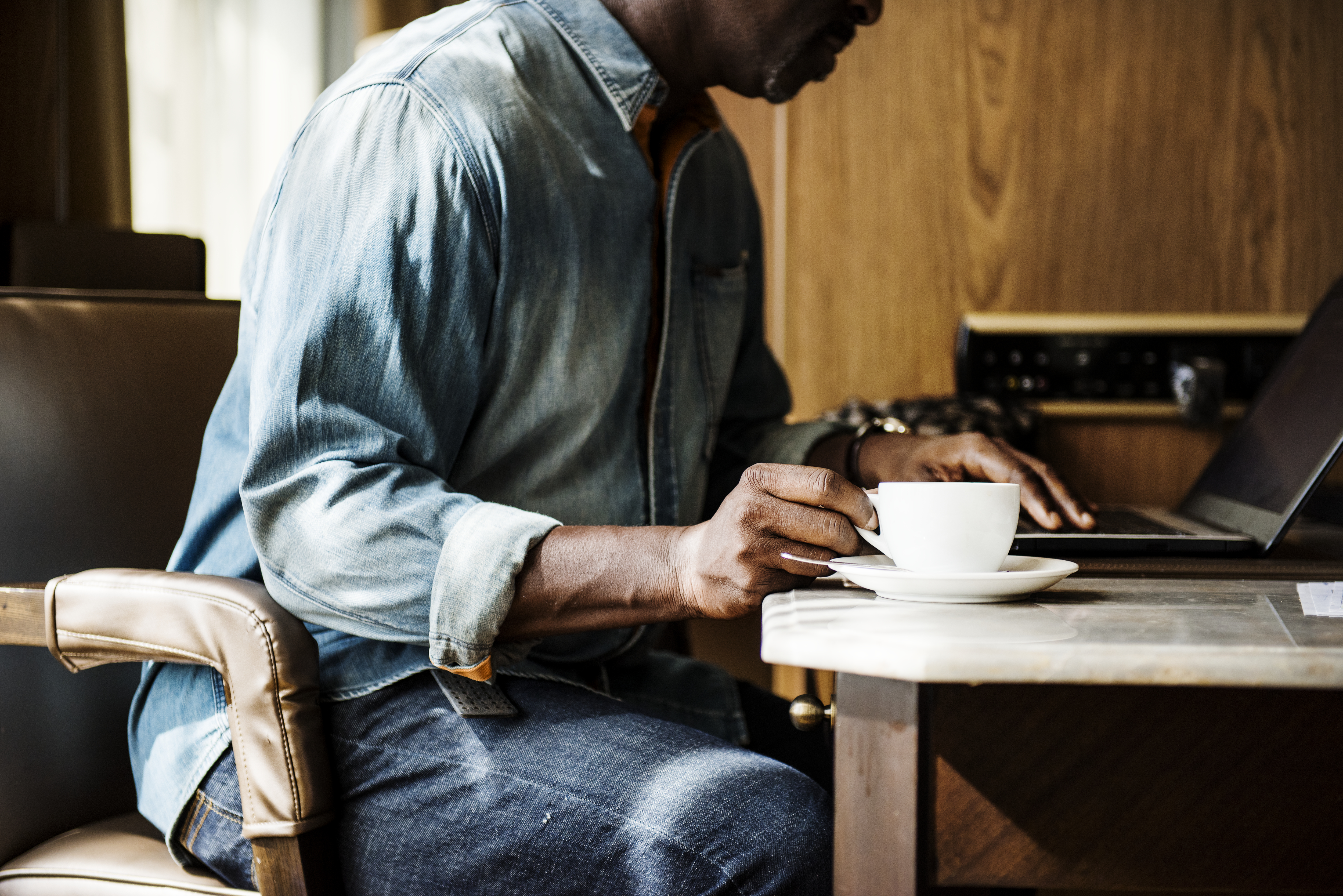 LaunchStudioSA side hustle section image
