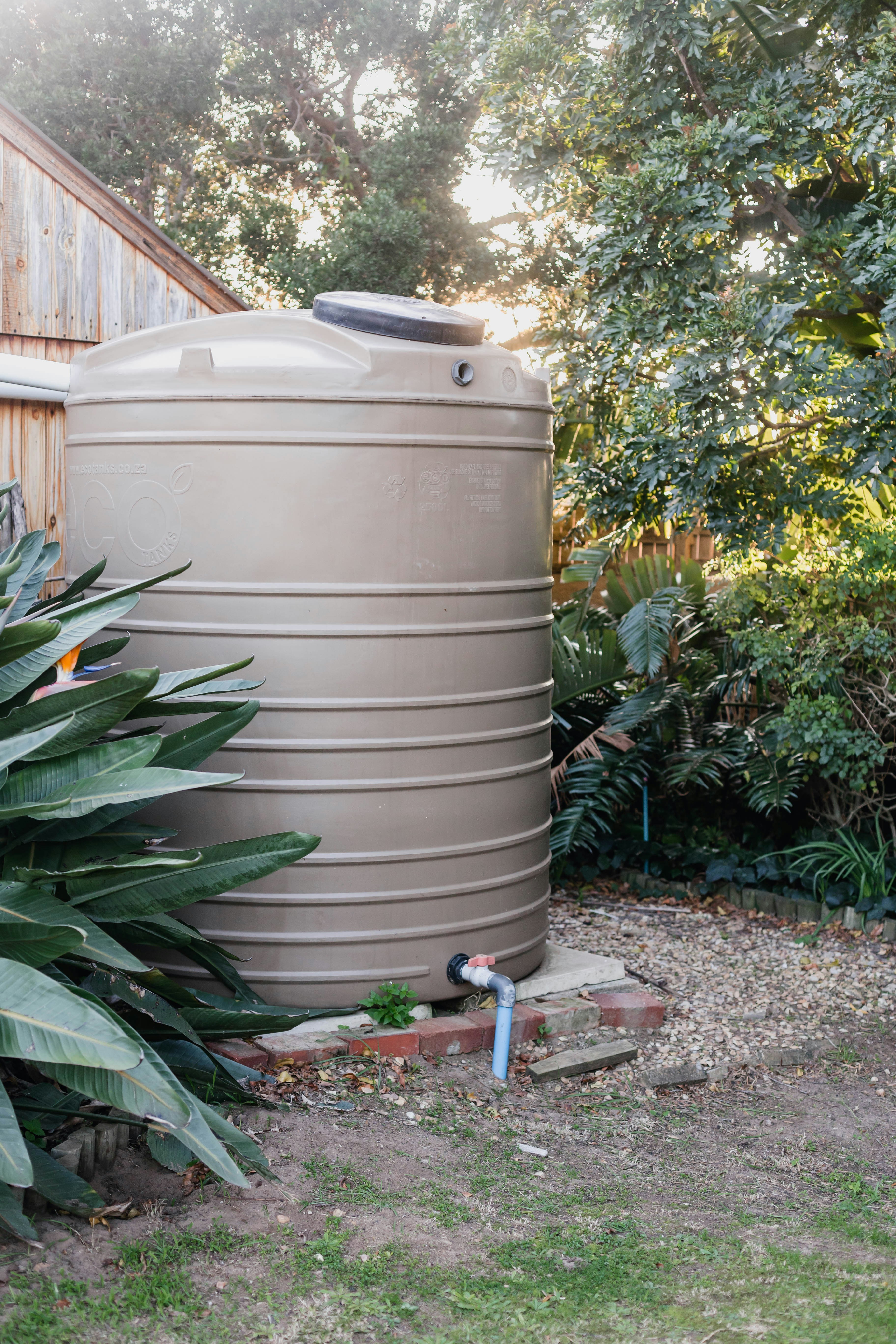 JoJo water tank installation