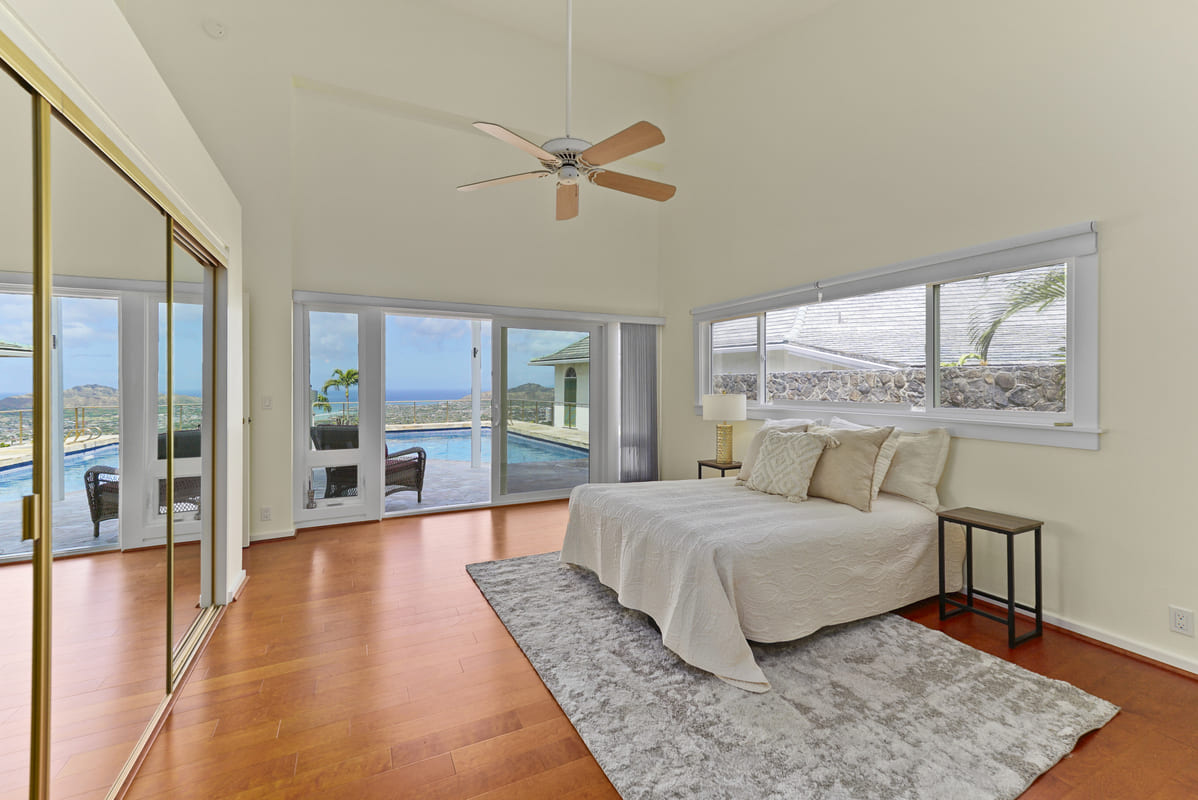 Virtually enhanced expansive views of Diamond Head, the ocean and city