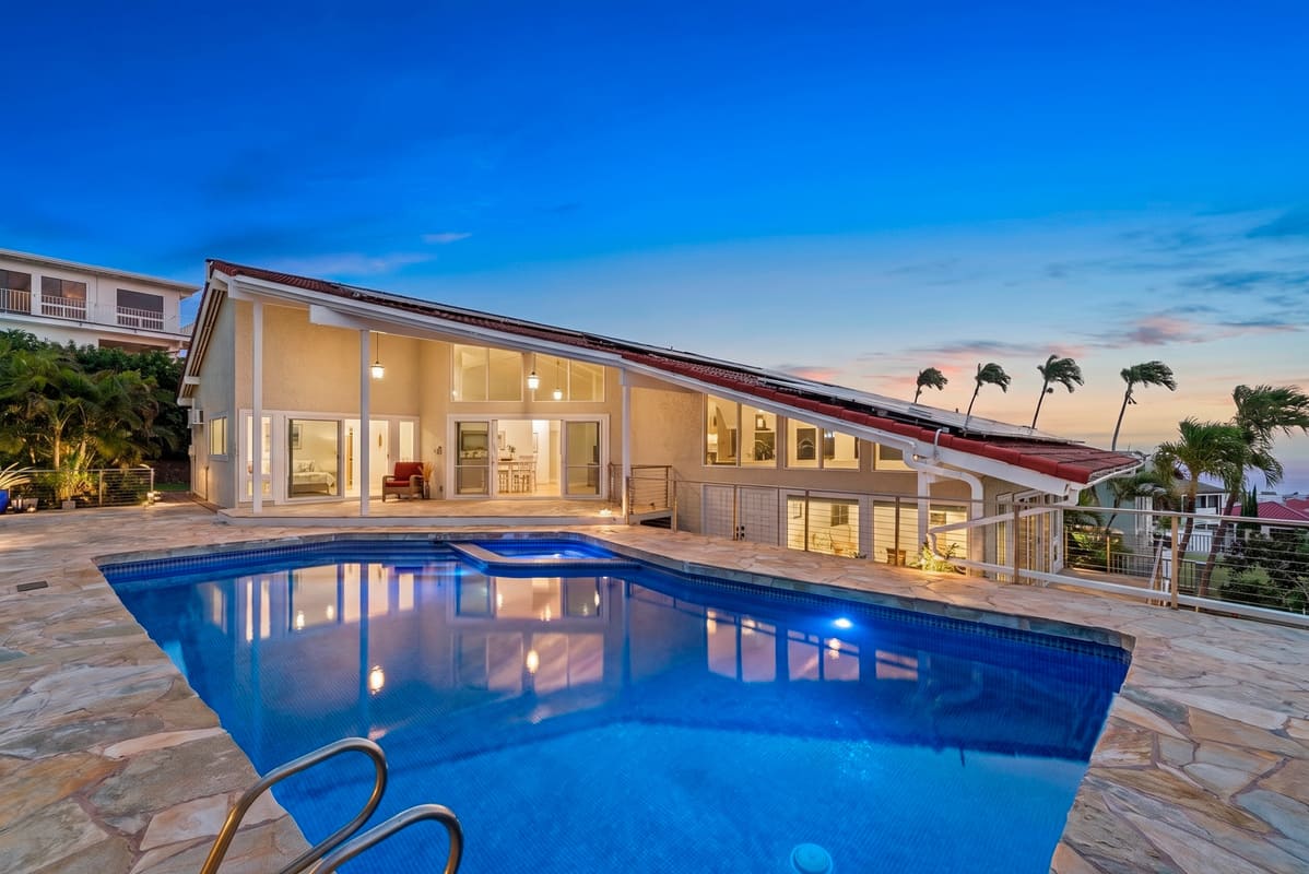 Welcome to 1865 Alaweo Street, Honolulu