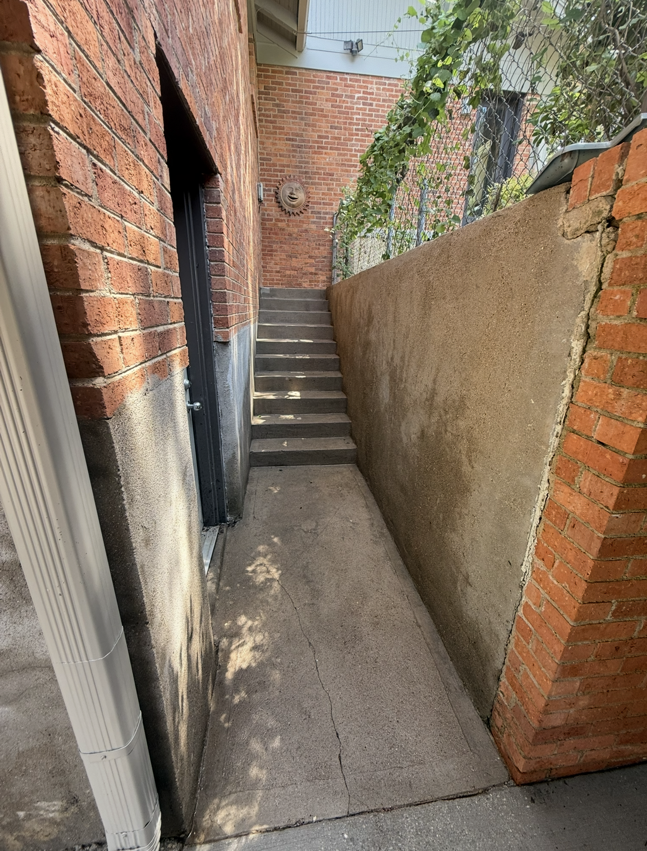 Side Passage & Stairway Cleaning after cleaning