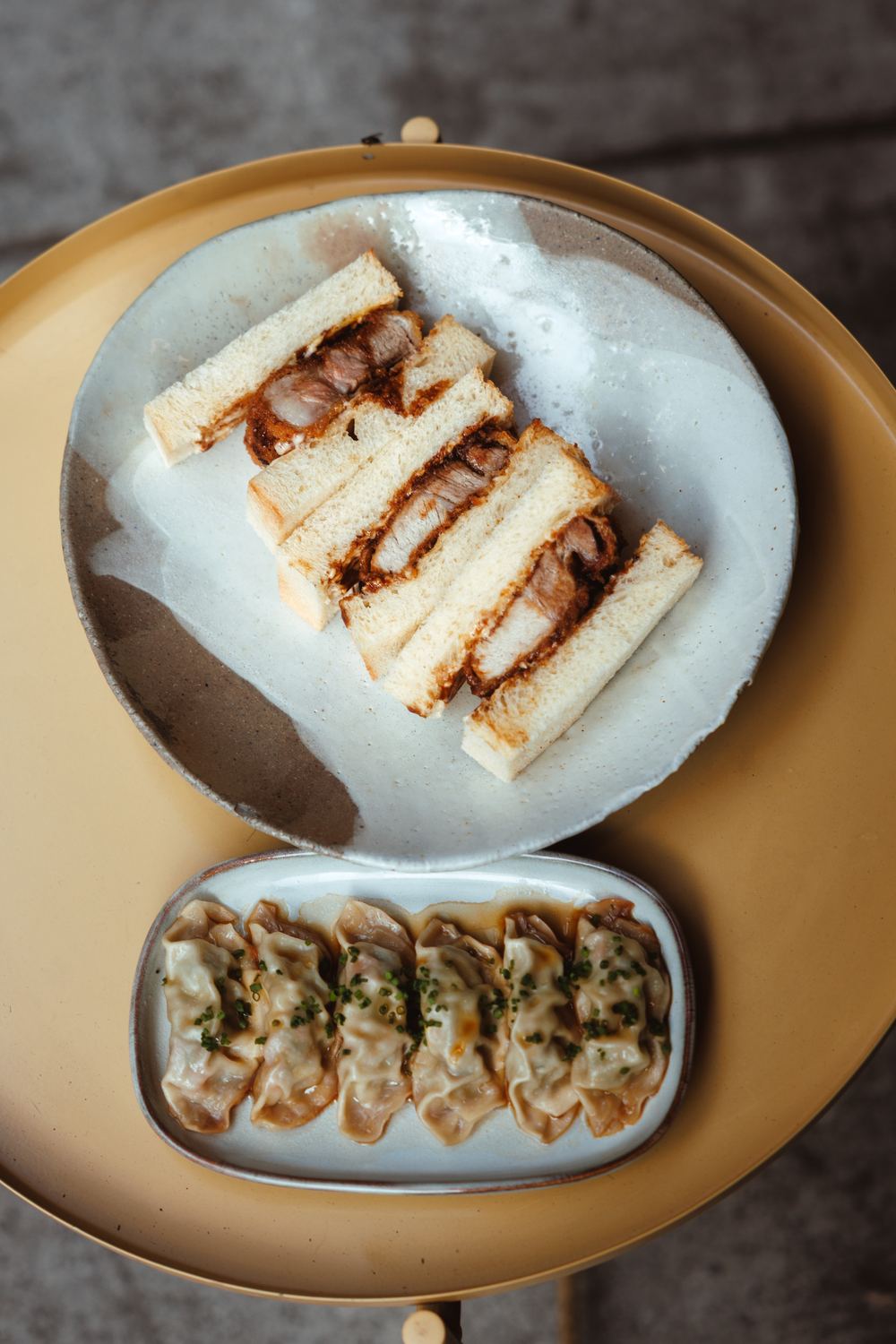 Katsu sando y gyozas