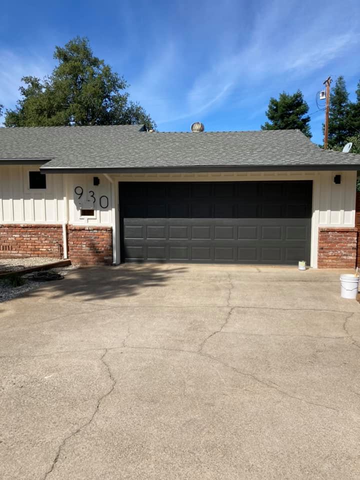 Residential garage and driveway paint finish