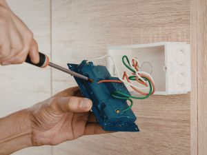 Adding receptacle in Canton Ga