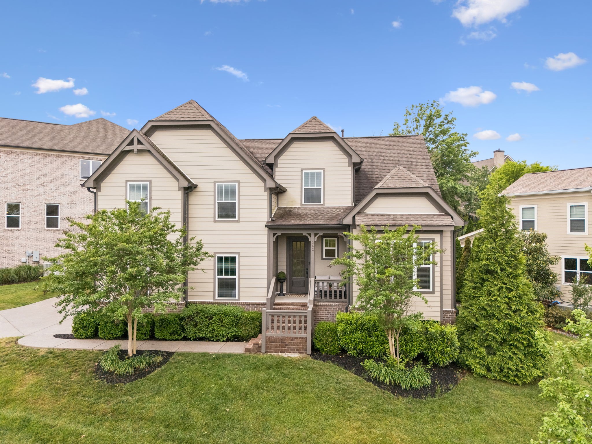 242 Rich Cir
Franklin, TN 37064