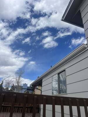 {{ custom_values.service_3 }} in {{custom_values.area_3})