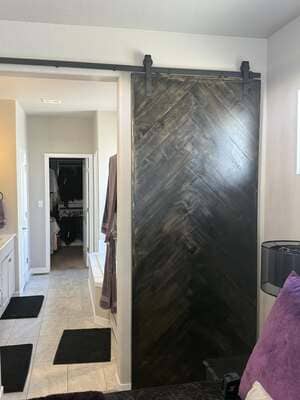 {{ custom_values.service_3 }} in {{custom_values.area_3})