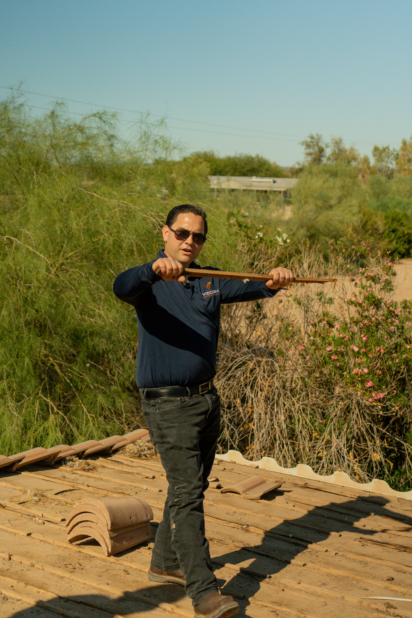 Vizcom team completing a roof installation