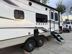 {{ custom_values.service_3 }} in {{custom_values.area_2})