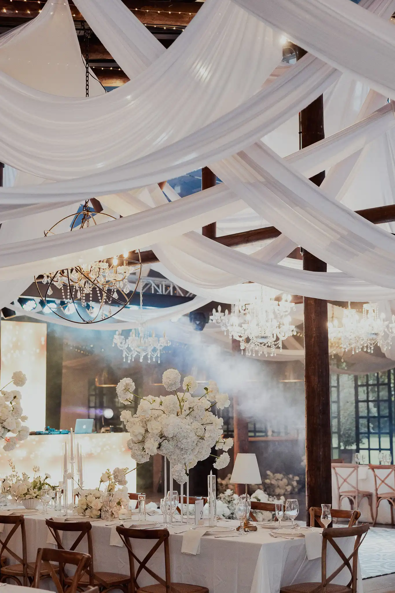 Decoración de la recepción de Camila y Jonatan