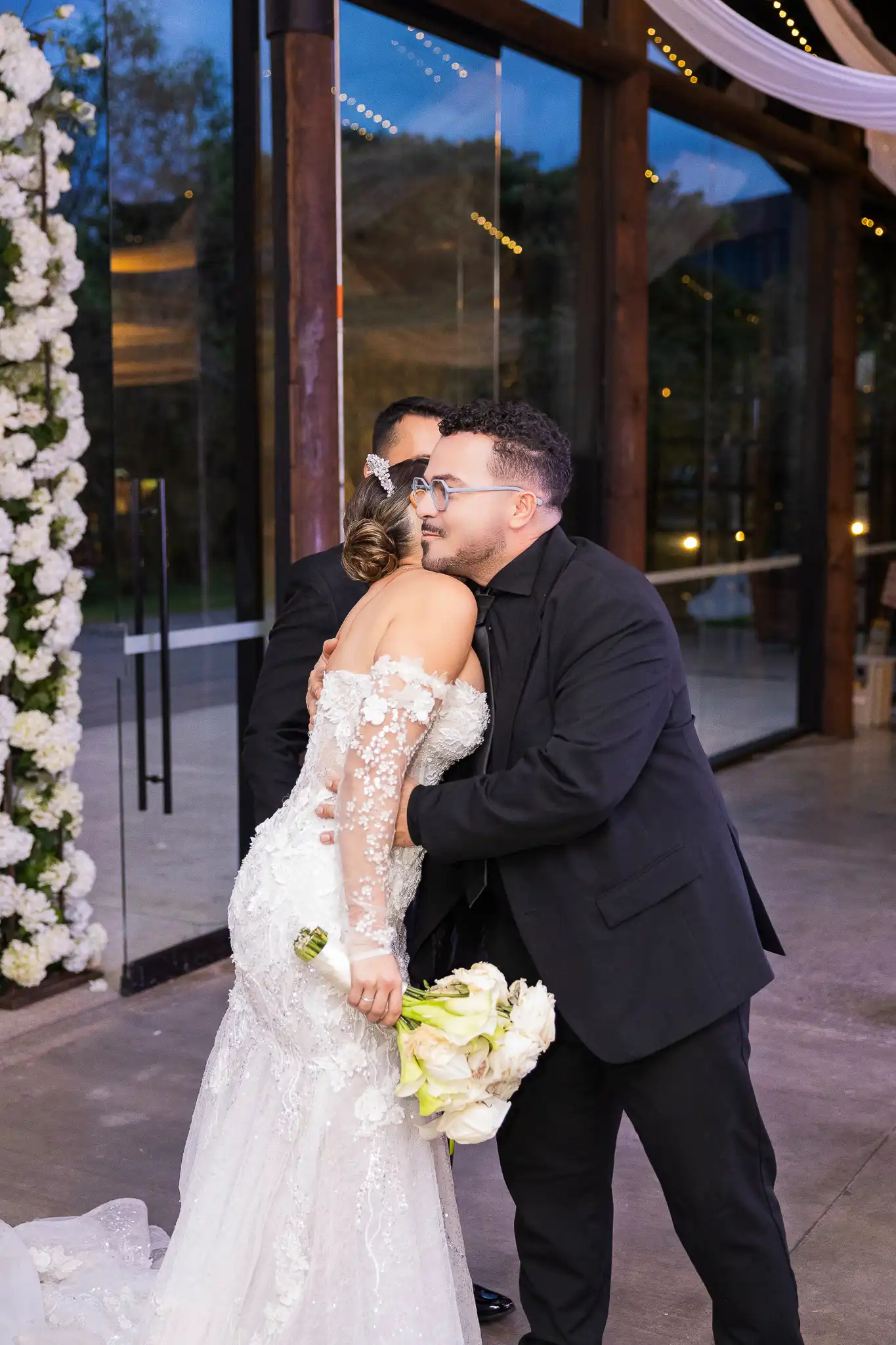 Camila y Jonatan celebrando juntos