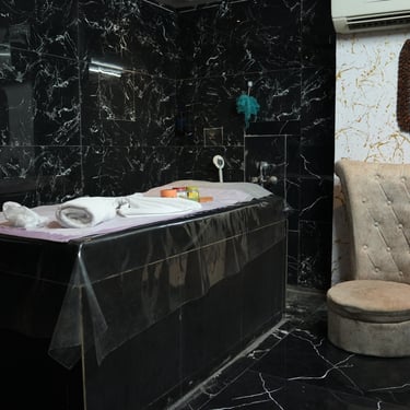 Interior of Royal Tree Spa, Kandivali East, photo 1
