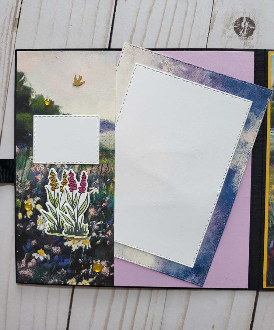 Enjoy Every Day Trifold Memory Book