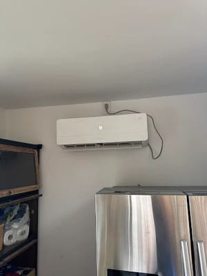 {{ custom_values.service_2 }} in {{custom_values.area_2})