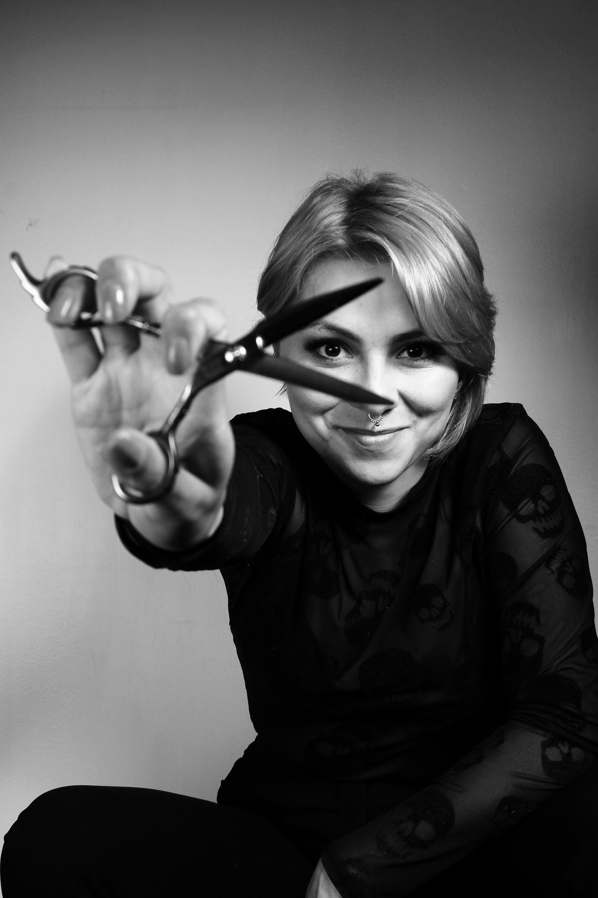 Emy Tijeras — corte y peinado