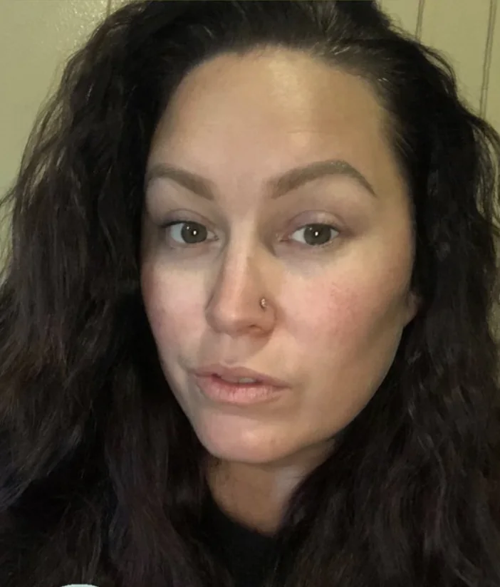Amy S. showing her ombr&eacute; powder brows