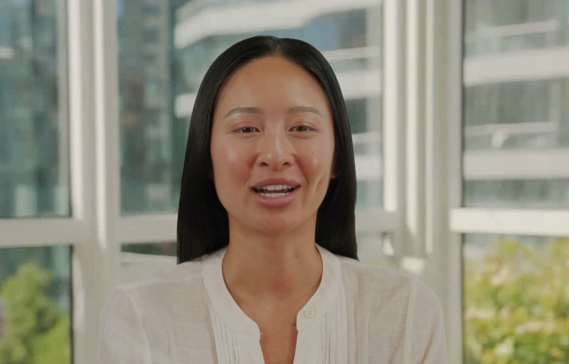 AI Advisor ready to begin a conversation