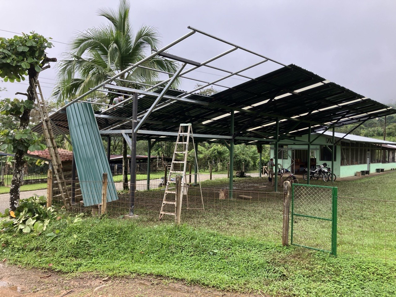 New roof, gates, and structure work at Las Tumbas Centro in 2025