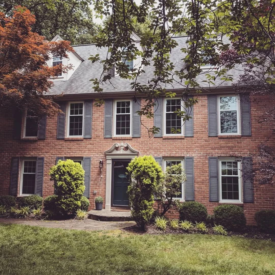Energy-efficient triple-pane replacement window with Low-E glass