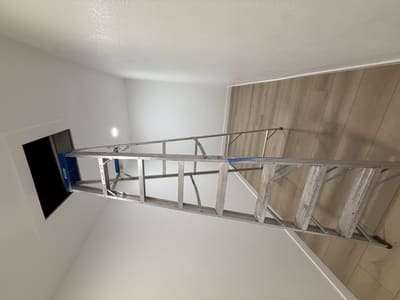 {{ custom_values.service_4 }} in {{custom_values.area_4})