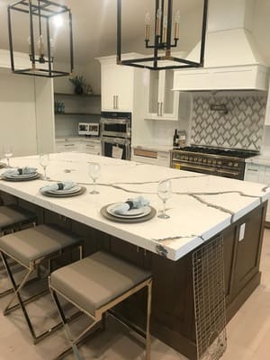 {{ custom_values.service_4 }} in {{custom_values.area_4})