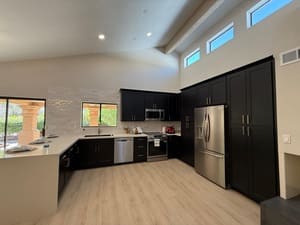 {{ custom_values.service_2 }} in {{custom_values.area_4})