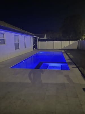 {{ custom_values.service_2 }} in {{custom_values.area_4})