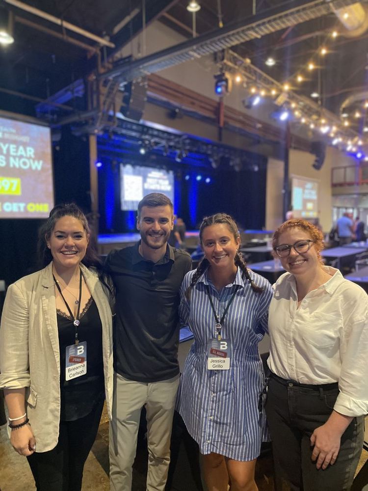 Advisor Elevated team at a live event